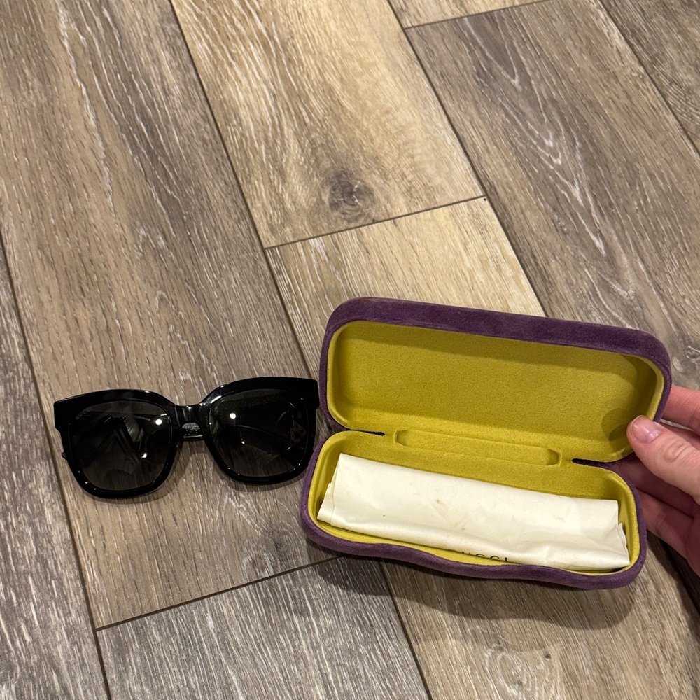 Gucci sunglasses